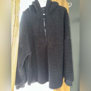PINK Sherpa pullover xl black